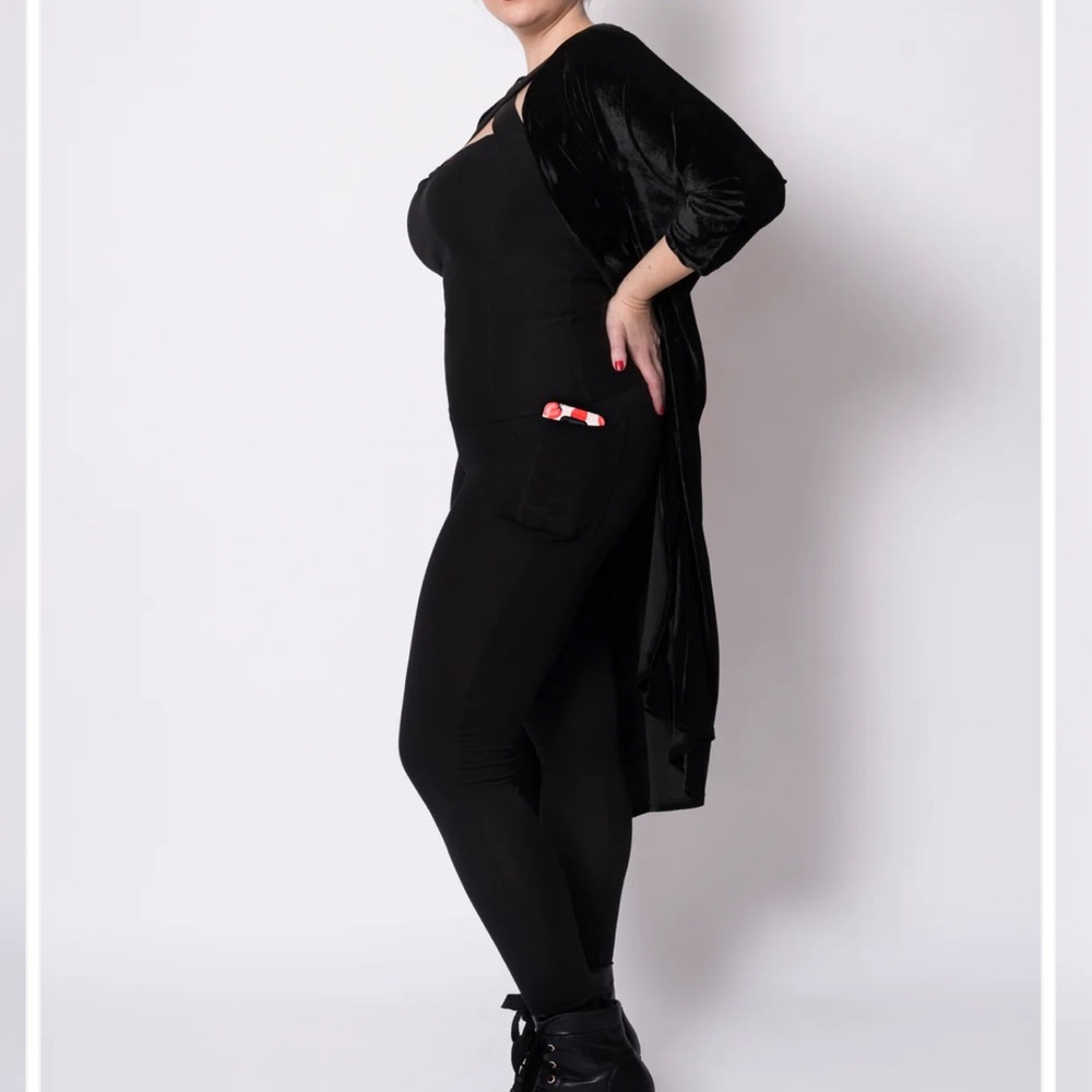 Stretch Black Velvet Leggings/ Pants with HUGE Pockets - Picture 2 of 7